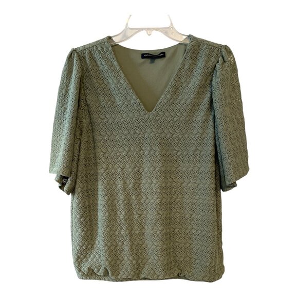 Adrienne Vittadini Women’s Size L Green Textured V-Neck Blouse, Elastic Hem - Picture 1 of 5